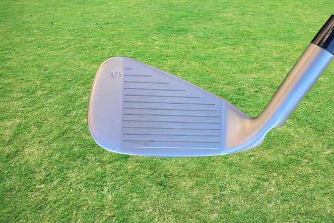PING G425 Irons Grooves Section