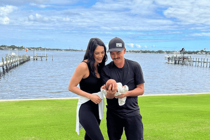 Rickie fowler wife (Allison Stokke) and daughter