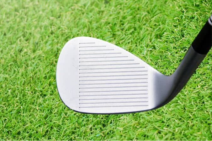 Cleveland CBX Wedge grooves over the clubface