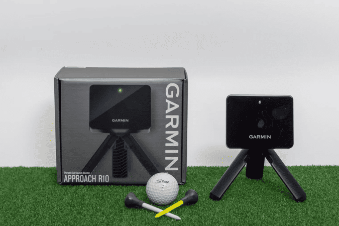 garmin approach r10 launch monitor review - what's in the box?